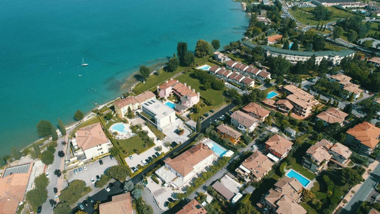 Residence Poggio Al Lago Sirmione Exterior foto